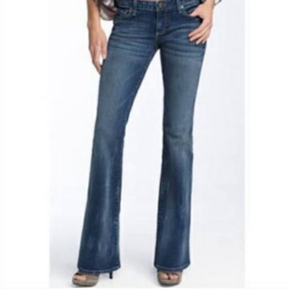 Paige Premium Laurel Canyon Low Rise Bootcut Size 29